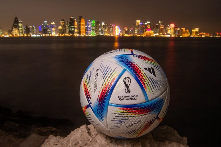 قطر تحدد الموعد النهائي للتطوع في كأس العالم 2022.. تعرف على طريقة وشروط التقديم