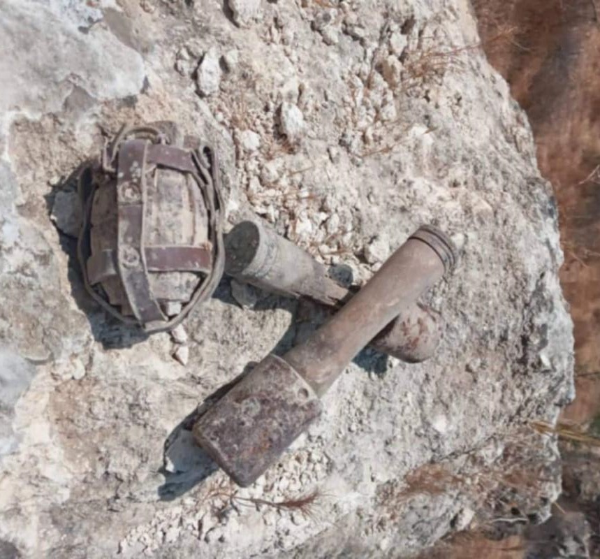 العثور على قنابل قديمة في بلدة دوقرا بإربد