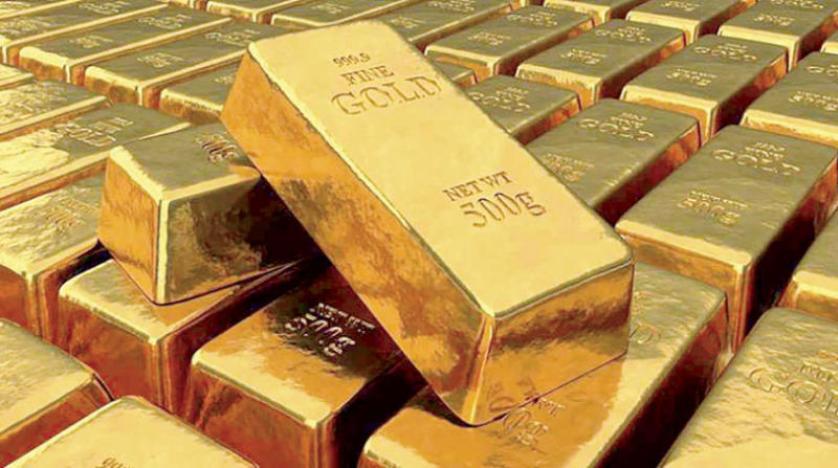 الذهب يتراجع دون 1700 دولار