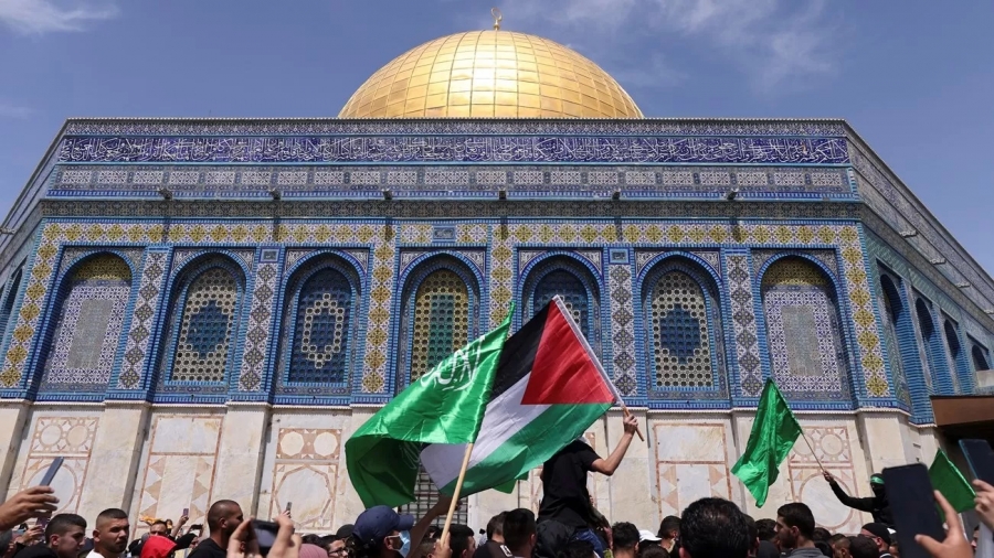 الأردن يطالب الاحتلال بالكف الفوري عن جميع الانتهاكات بحق الأقصى