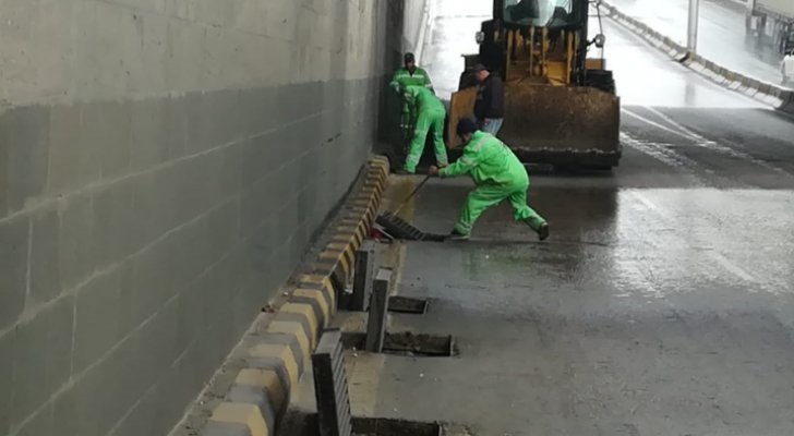 أمانة عمان: زيادة عدد العبارات الأنبوبية ومناهل تصريف قبل فصل الشتاء