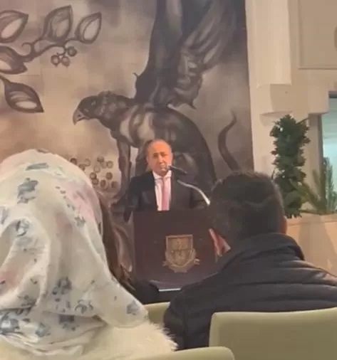 نفاع يفتتح العام الدراسي في احدى الجامعات الهنغارية