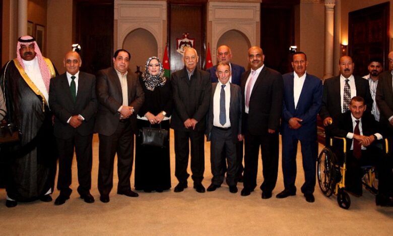 بالصور...العيسوي يلتقي مجموعة من النواب السابقين