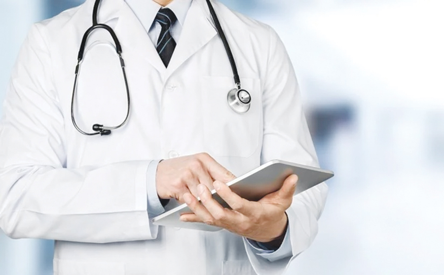 اتفاق لإقرار لائحة أجور جديدة لأطباء القطاع العام