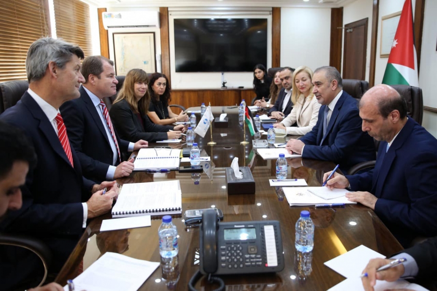الأردن يؤكد أهمية دعم البنك الأوروبي للأولويات الوطنية