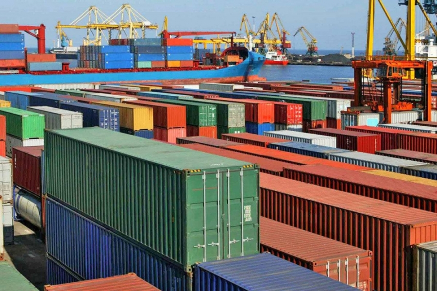 6.261 مليار دينار صادرات صناعة عمان خلال 10 اشهر