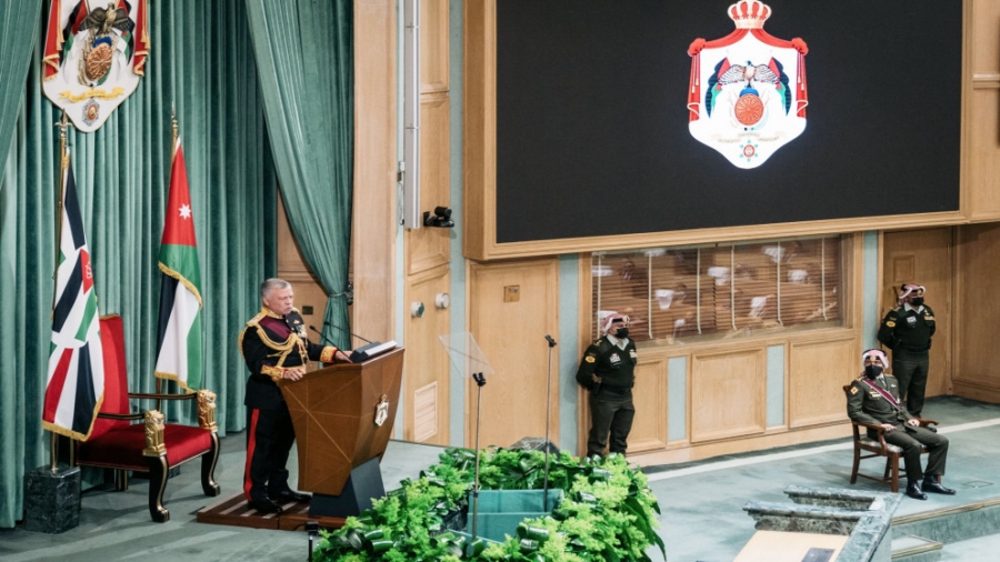 الملك يفتتح الدورة العادية الثانية لمجلس الأمة بإلقاء خطاب العرش اليوم