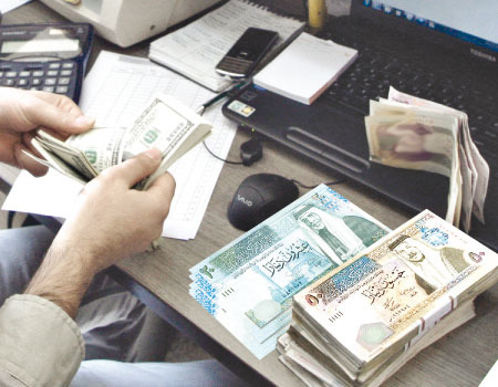 نحو 2 مليار دينار حوالات المغتربين الأردنيين في 10 أشهر