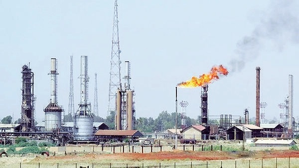 استئناف دخول النفط العراقي إلى الاردن