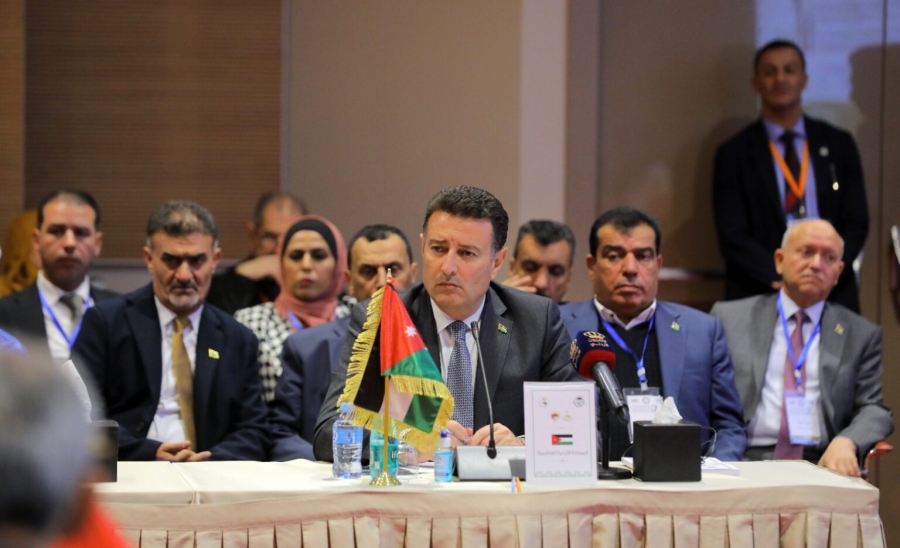 وفد نيابي يشارك بمؤتمر البرلمانات الإسلامية في الجزائر
