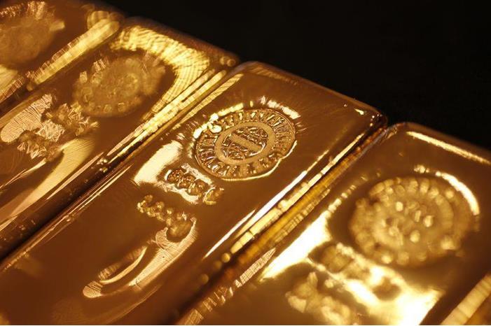 الذهب يرتفع عالمياً مع توجه الأنظار لقرار الفائدة