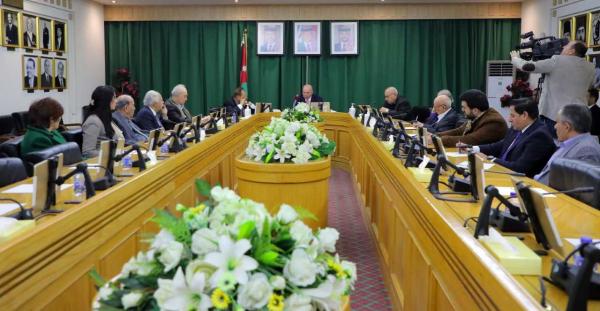 الفايز يستقبل رئيس وأعضاء مجموعة السلام العربي