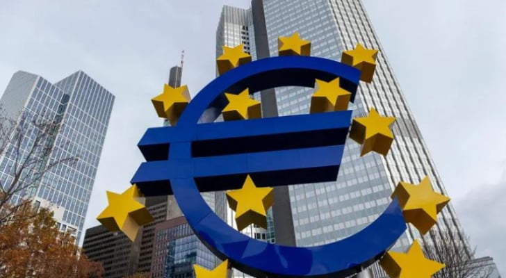 البنك المركزي الأوروبي يرفع سعر الفائدة 50 نقطة أساس