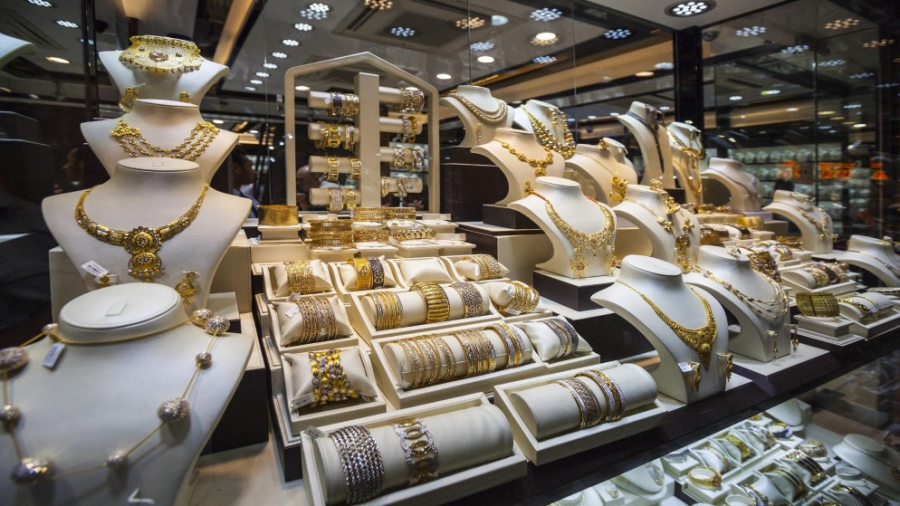 نقابة الحلي والمجوهرات: أسعار الذهب في السوق المحلية تشهد نوعا من أنواع الاستقرار