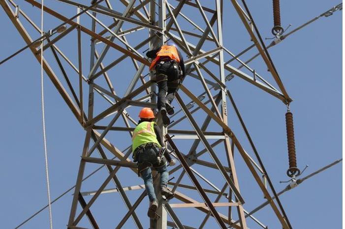 فصل مبرمج للتيار الكهربائي عن مناطق في إربد والمفرق غداً