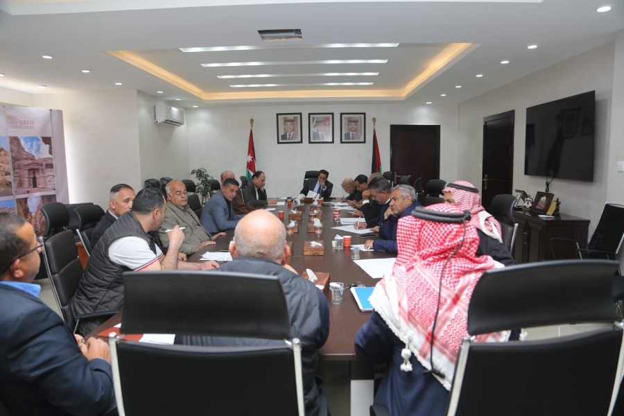 “إقليم البترا” تناقش مطالب لجان المجلس الاستشاري المحلي