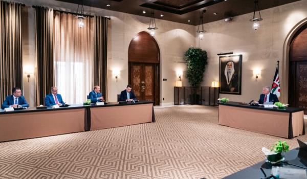 الملك: مستقبل العمل السياسي من خلال الأحزاب والتحدي الأكبر إصلاح الإدارة العامة