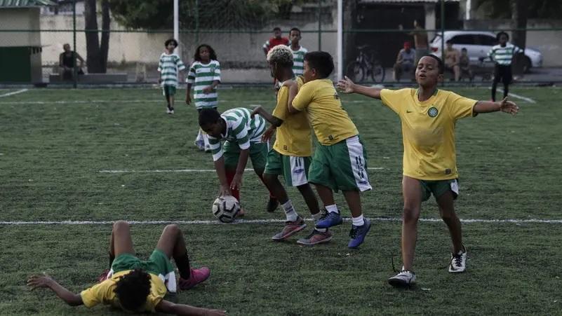 عصابة تبيع الأوهام لبرازيليين يحلمون بالنجومية في كرة القدم
