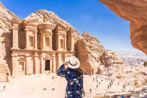 ارتفاع الدخل السياحي في الأردن بنسبة 88.4