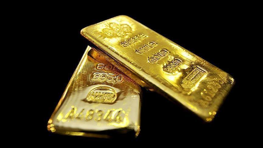 الذهب يتراجع مع استعادة الدولار قوته