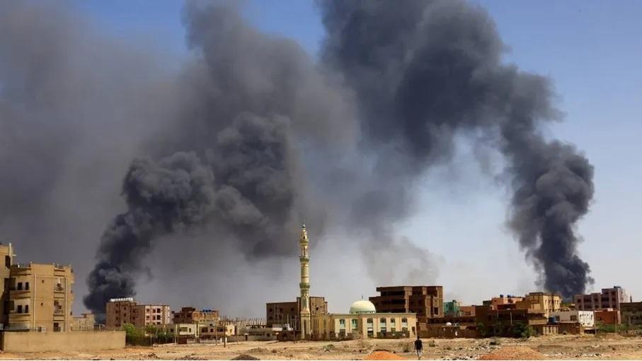 السودان: 17 قتيلا و106 جرحى في قصف عنيف