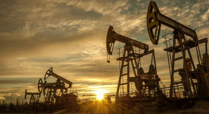الطاقة الدولية تتوقع ارتفاع أسعار النفط بعد اتفاق أوبك+ على خفض الإنتاج