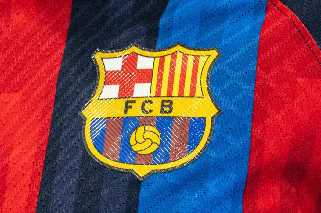 برشلونة يبدأ رحلة الدفاع عن لقب الدوري الإسباني الأحد المقبل