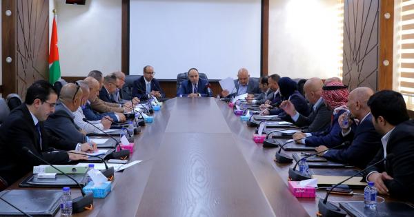إدارية النواب توصي بتشكيل لجنة حول عقود شراء الخدمات في مياه اليرموك