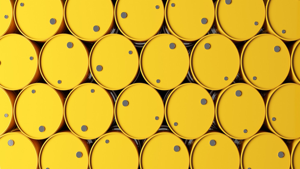 الحكومة: أسعـار المشتقات النفطية ارتفعت عالمياً