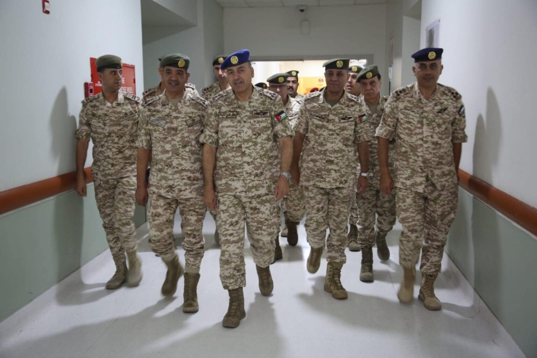 المفتش العام للقوات المسلحة يتفقد مستشفى الأمير هاشم العسكري