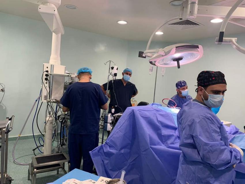 إجراء أول عملية جراحية للعمود الفقري بمستشفى الكرك