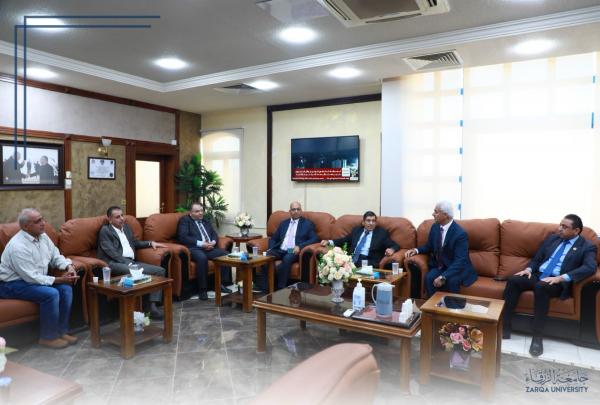 جامعة الزرقاء توقع اتفاقيات تعاون تدريبي مع مكاتب هندسية