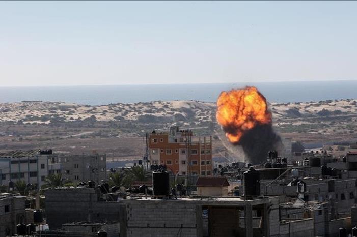 وقفة صامتة بالعقبة تندد بالعدوان الإسرائيلي على غزة