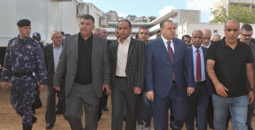 السفير الاردني عصام البدور يتفقد المستشفى الميداني الأردني في نابلس