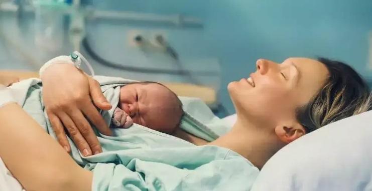 الولادة القيصرية تُسبب إصابة طفلك بمرض خطير..تجنبيها!