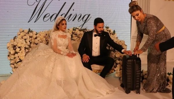 8 كلغ ذهب و6 ملايين ليرة بحفل زفاف تثير الانتقادات في تركيا