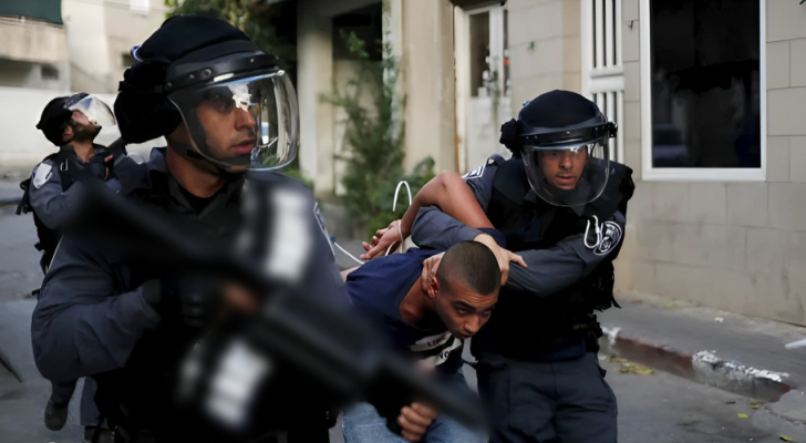 شؤون الأسرى: الاحتلال يعتقل 8 فلسطينيين في الضفة بينهم طفلان