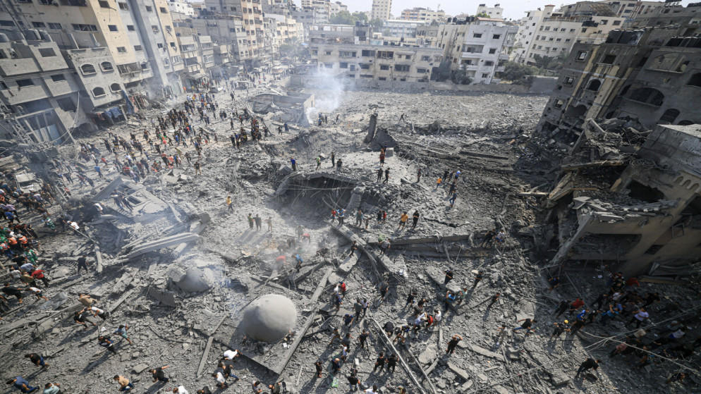 CNN: كثافة القصف على غزة الأضخم منذ حرب فيتنام