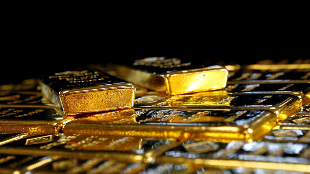 الذهب يستقر في ظل تداول ضعيف ورهانات على خفض أسعار الفائدة