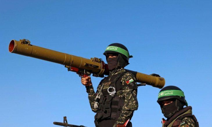 القسام تستهدف مروحية صهيونية بصاروخ سام