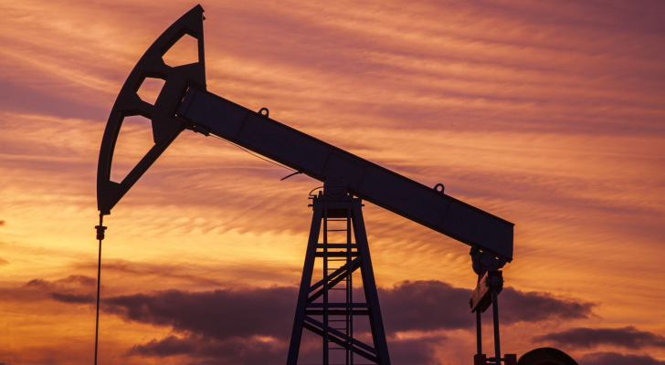 ارتفاع عالمي على أسعار النفط مع بداية العام