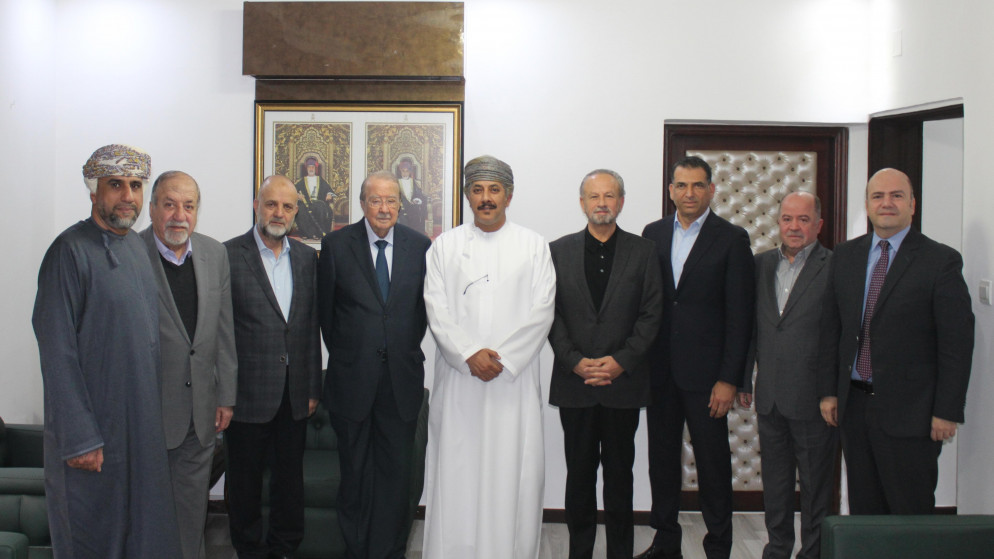 جمعية رجال الأعمال: بحث تعزيز العلاقات الاقتصادية مع سلطنة عُمان
