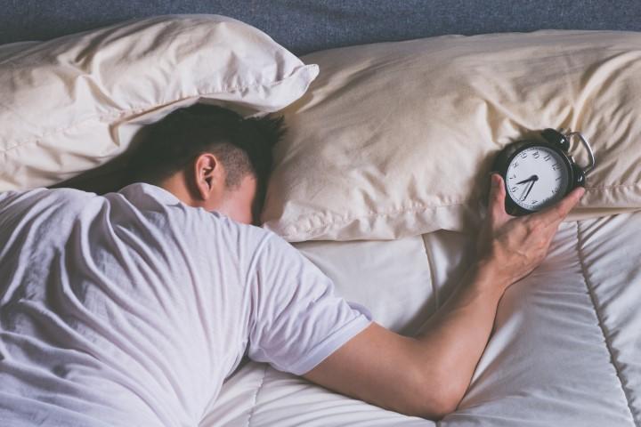 لماذا ننام؟.. علماء يشرحون السبب
