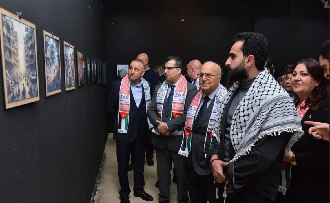 جامعة البترا تنظم معرضًا بعنوان: الصورة تنتصر دعمًا لإخواننا في غزة