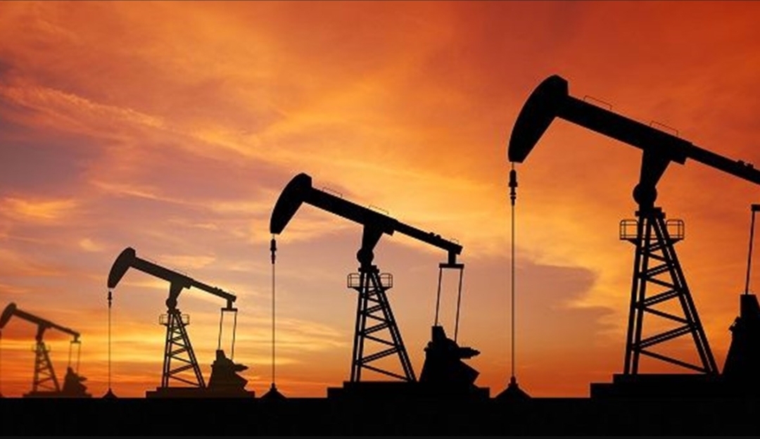 زيادة التوترات في الشرق الأوسط تقفر بأسعار النفط أكثر من 2