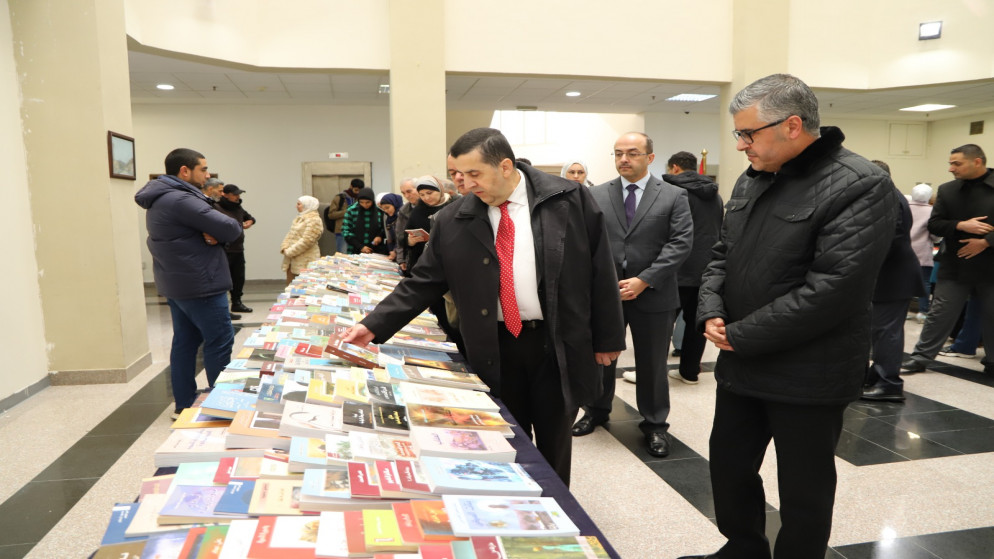 افتتاح فعاليات معرض الكتاب المجاني في جامعة البلقاء التطبيقية