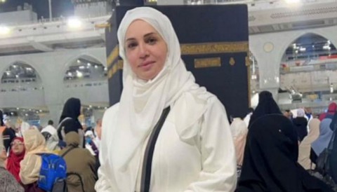 ديانا حداد تظهر بالحجاب في مكة المكرمة وتعلق: “اللهم لك الحمد”