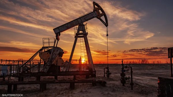 أسعار النفط تتجه نحو تسجيل مكاسب أسبوعية