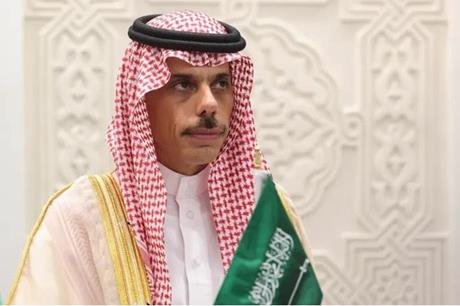 السعودية تؤكد ضرورة تجنب توسيع الصراع بالمنطقة