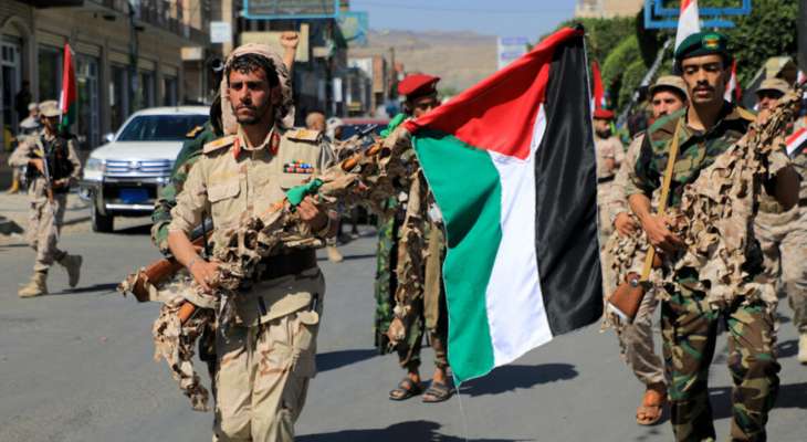 رويترز: قادة بالحرس الثوري يوجهون هجمات الحوثيين